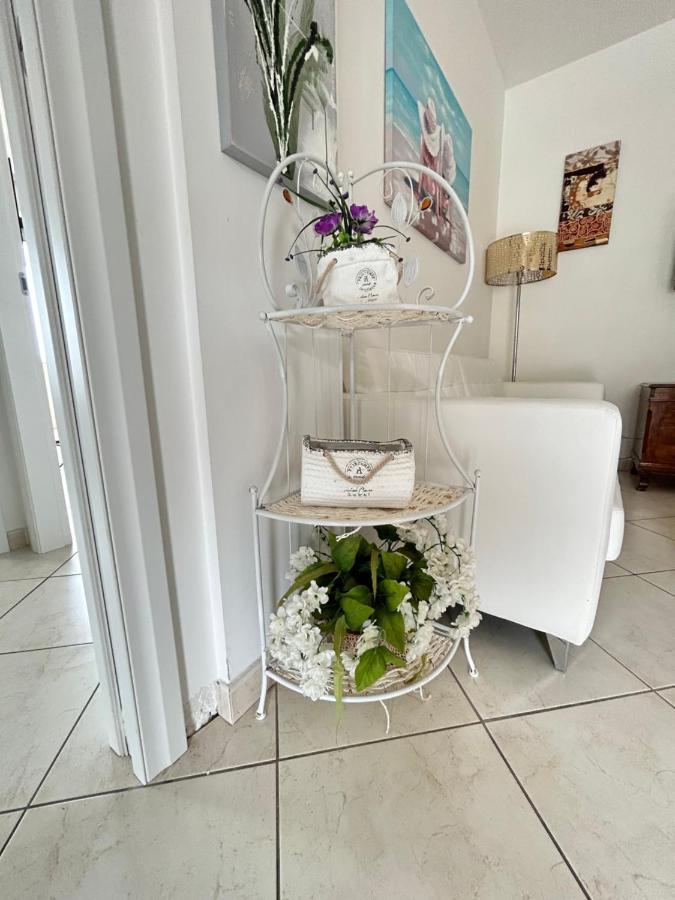 Casa Vacanze Esedra Apartment Pescara Bagian luar foto